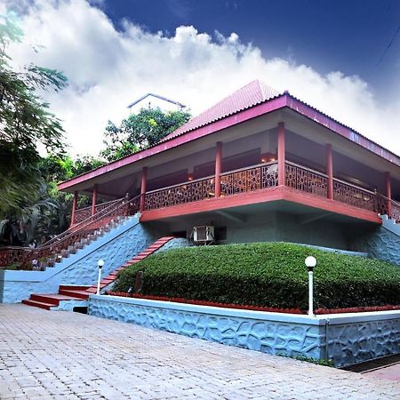 Outpost@Alibaug Hotel Alībāg Exterior foto