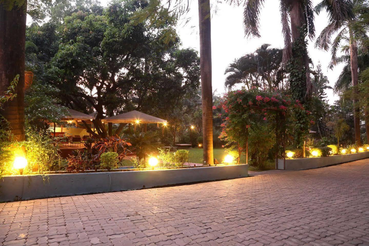 Outpost@Alibaug Hotel Alībāg Exterior foto